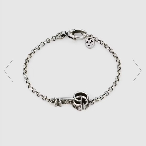 Authentic Gucci double G bracelet. Only worn twice. Great condition. - Picture 1 of 7
